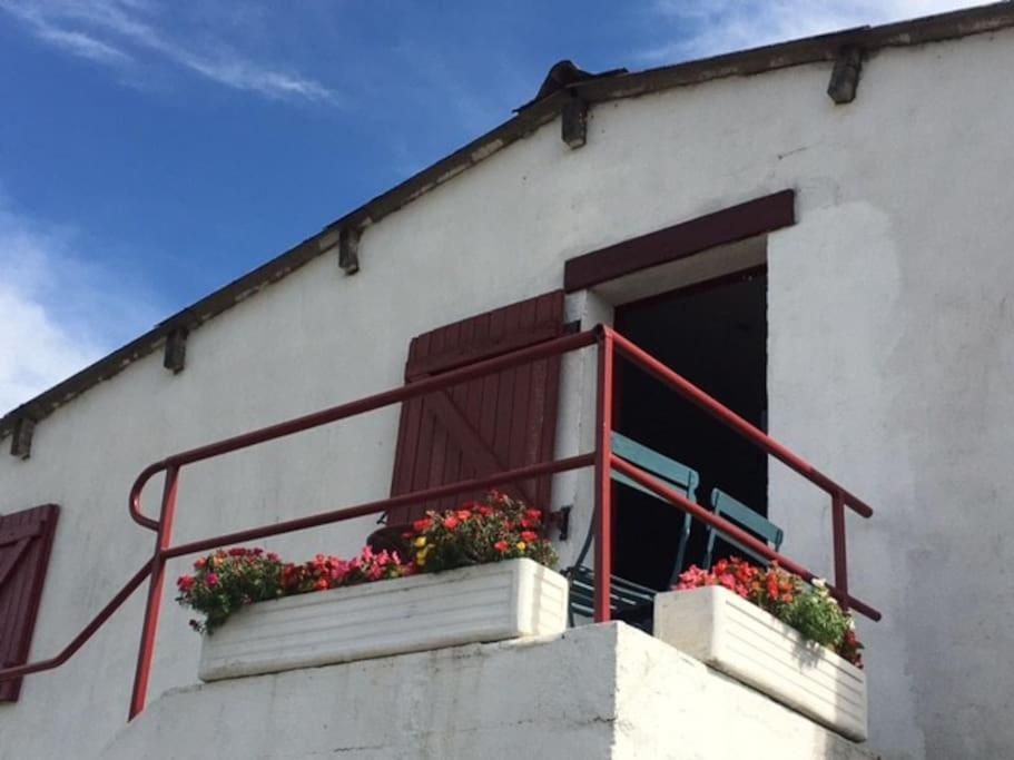Le Depot Appartement Du Canal 80M2 A Champvert Exteriör bild
